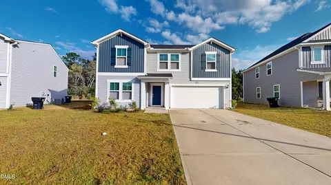 167 Maple Tree Ln, Clayton, NC 27527