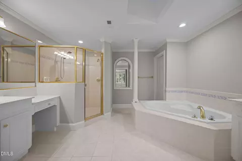 Bath - 4741 Sharpstone Ln, Raleigh, NC 27615 photo 3 of 10