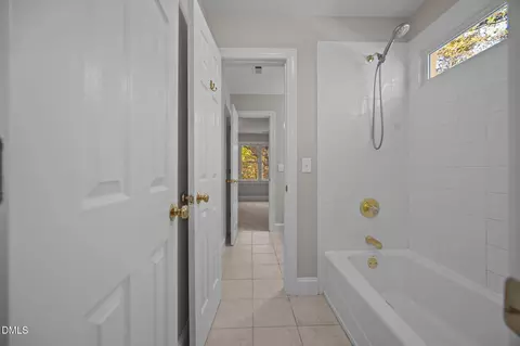 Bath - 4741 Sharpstone Ln, Raleigh, NC 27615 photo 9 of 10