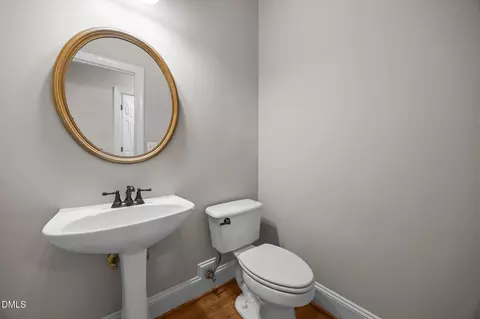 Bath - 4741 Sharpstone Ln, Raleigh, NC 27615 photo 2 of 10
