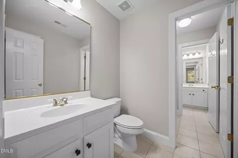 Bath - 4741 Sharpstone Ln, Raleigh, NC 27615 photo 10 of 10
