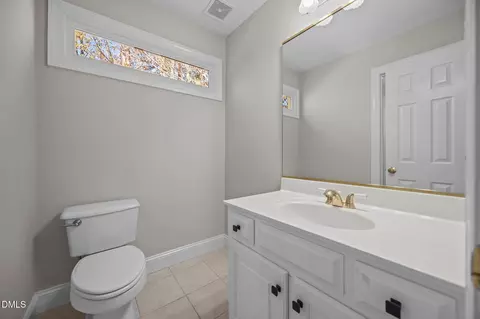 Bath - 4741 Sharpstone Ln, Raleigh, NC 27615 photo 8 of 10