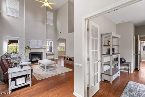 Entry Way - 5 Crawford Ct, Durham, NC 27703 photo 1 of 6