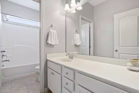 Bath - 5 Crawford Ct, Durham, NC 27703 photo 4 of 4