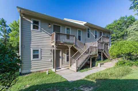 1513 E Franklin St #F-125, Chapel Hill, NC 27514