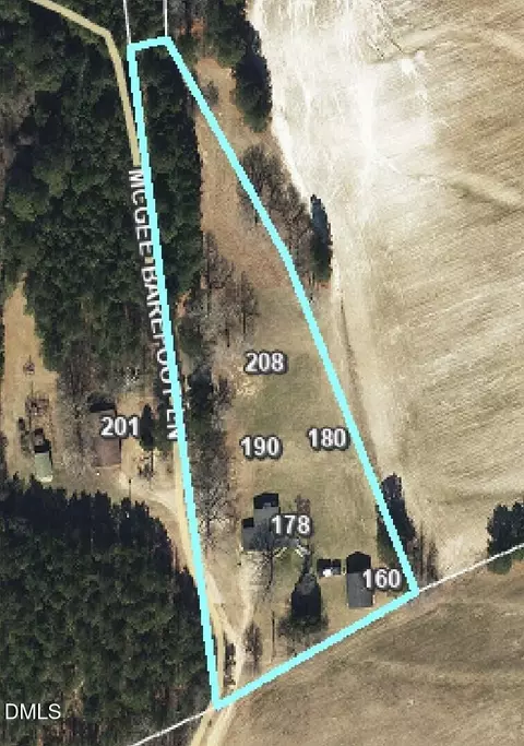 178 Mcgee Barefoot Ln, Coats, NC 27521