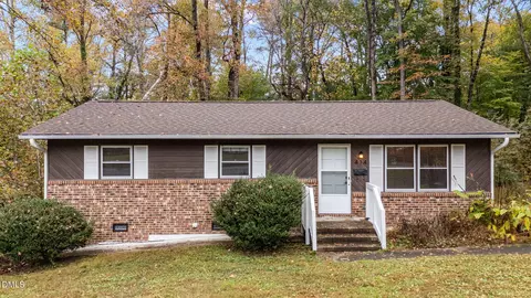 414 W Noble St, Louisburg, NC 27549