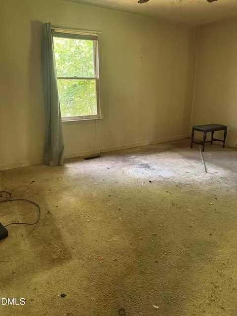 Bedroom - 552 Clay Thomas Rd, Roxboro, NC 27574 photo 2 of 2