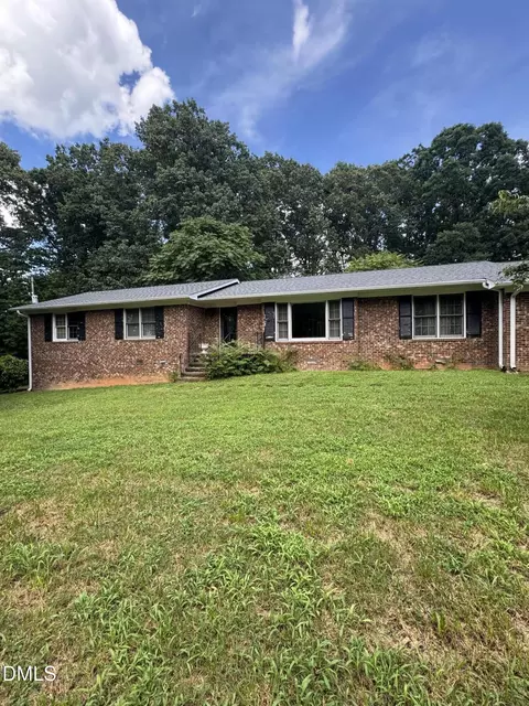 552 Clay Thomas Rd, Roxboro, NC 27574