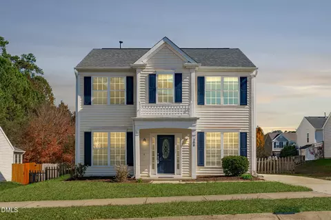 208 N Weststone Blvd, Fuquay Varina, NC 27526
