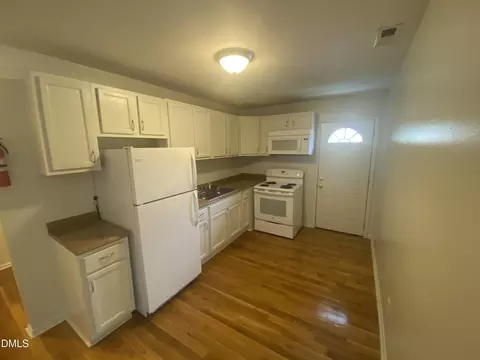 Kitchen - 1023 Berkeley St, Durham, NC 27705 photo 5 of 7