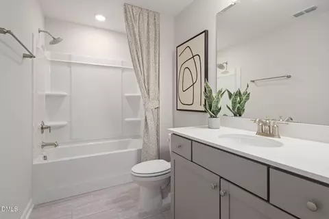 Bath - 1413 Everton Ave, Durham, NC 27703 photo 4 of 4