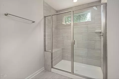 Bath - 1413 Everton Ave, Durham, NC 27703 photo 3 of 4