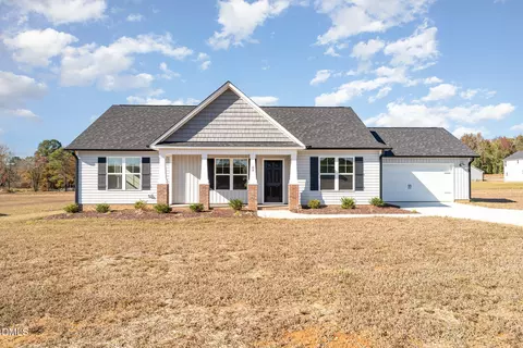 69 N Movado Trl, Kenly, NC 27542
