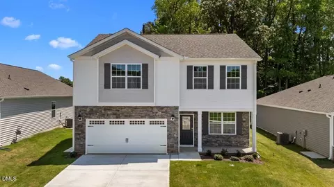 1002 Middlecrest Dr, Rocky Mount, NC 27804