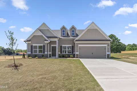 122 Smith Farms Dr, Lillington, NC 27546