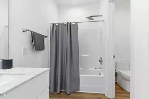 Bath - 1108 Nova St, Durham, NC 27713 photo 13 of 13