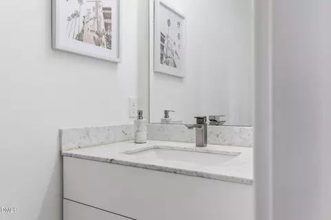 Bath - 1108 Nova St, Durham, NC 27713 photo 1 of 13