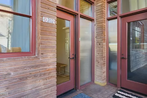 1860 Sissipahaw Way #D-202, Saxapahaw, NC 27340
