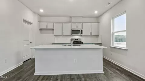 829 Comice Pear Way, Willow Spring, NC 27592 photo 6