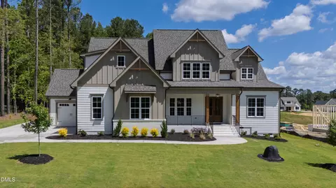 55 Broadleaf Ln, Youngsville, NC 27596