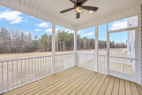 190 Freedom Ridge Dr, Smithfield, NC 27577 photo 5