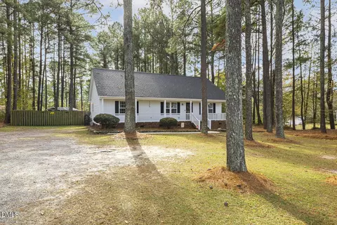 333 Greenleaf Rd, Angier, NC 27501 photo 3