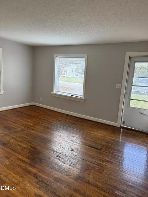 Living - 101 Joy St, Dunn, NC 28334 photo 2 of 2