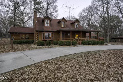 400 Airplane Ln, Turkey, NC 28393
