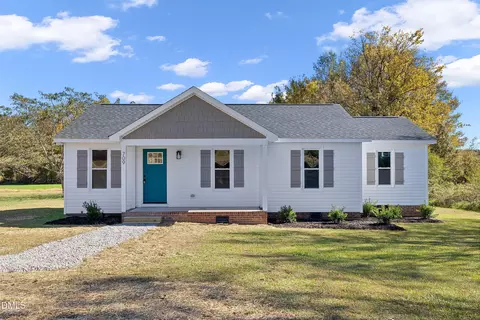 709 S Wakefield St, Zebulon, NC 27597