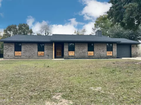 6859 Beaver Stone Rd, Fayetteville, NC 28314