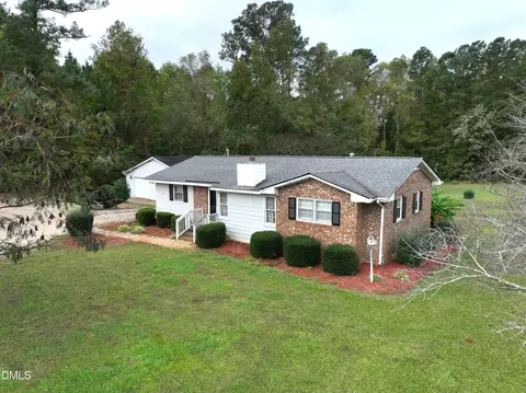 5868 Massey Rd, Zebulon, NC 27597