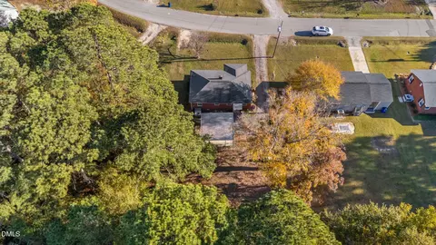 View/Area - 320 Pace St, Smithfield, NC 27577 photo 2 of 6