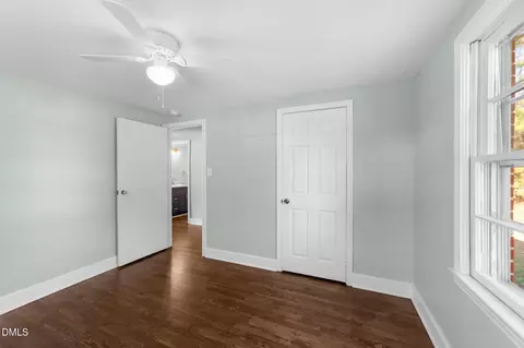 Bedroom - 320 Pace St, Smithfield, NC 27577 photo 3 of 5