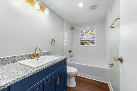 Bath - 320 Pace St, Smithfield, NC 27577 photo 1 of 1