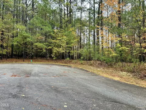 105 Shaman Dr, Louisburg, NC 27549