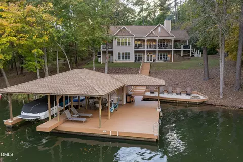 140 Breezewood Rd, Boydton, VA 23917