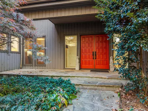 8 Womble Cir, Durham, NC 27705 photo 3