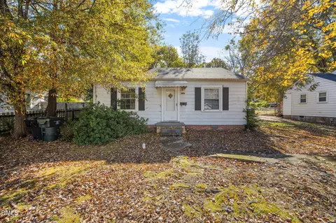 1107 Alden St, Burlington, NC 27217