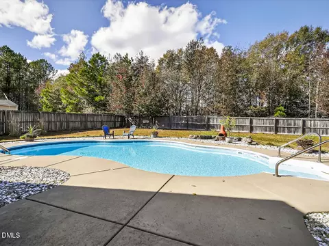 Exterior - 26 Langdon Pointe Dr, Garner, NC 27529 photo 5 of 6