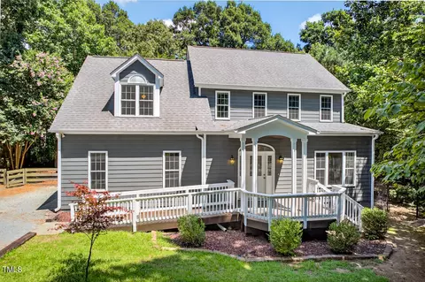 100 Eagle Rock Ct, Chapel Hill, NC 27516