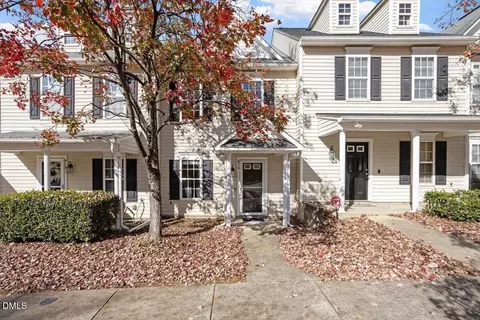 810 Savin Lndg, Knightdale, NC 27545