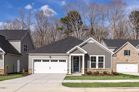 413 Longleaf Glen Ln, Zebulon, NC 27597