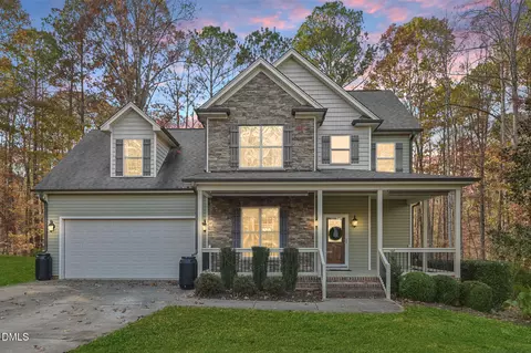 35 Falcon Crest Ln, Youngsville, NC 27596