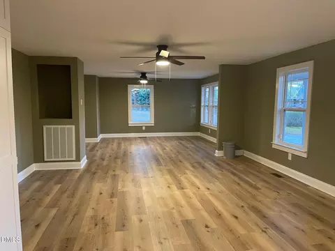 Living - 409 Lipscomb Rd, Angier, NC 27501 photo 2 of 5