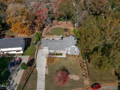 View/Area - 3016 Devonshire Dr, Raleigh, NC 27607 photo 1 of 3
