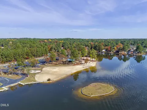 52 Casablanca Ct, Sanford, NC 27332