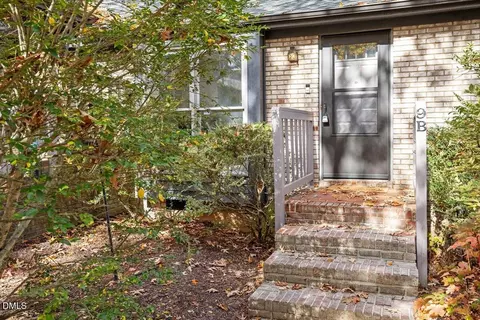 500 W Woodcroft Pkwy #9B, Durham, NC 27713