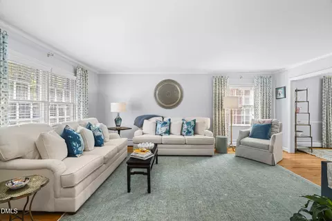 Living - 1102 S Crescent Dr, Smithfield, NC 27577 photo 1 of 6