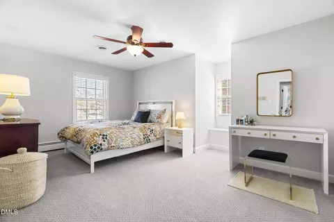 Bedroom - 1102 S Crescent Dr, Smithfield, NC 27577 photo 3 of 5